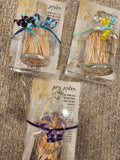 Painted Gold Candles Hadlokas Neiros Card + Stand