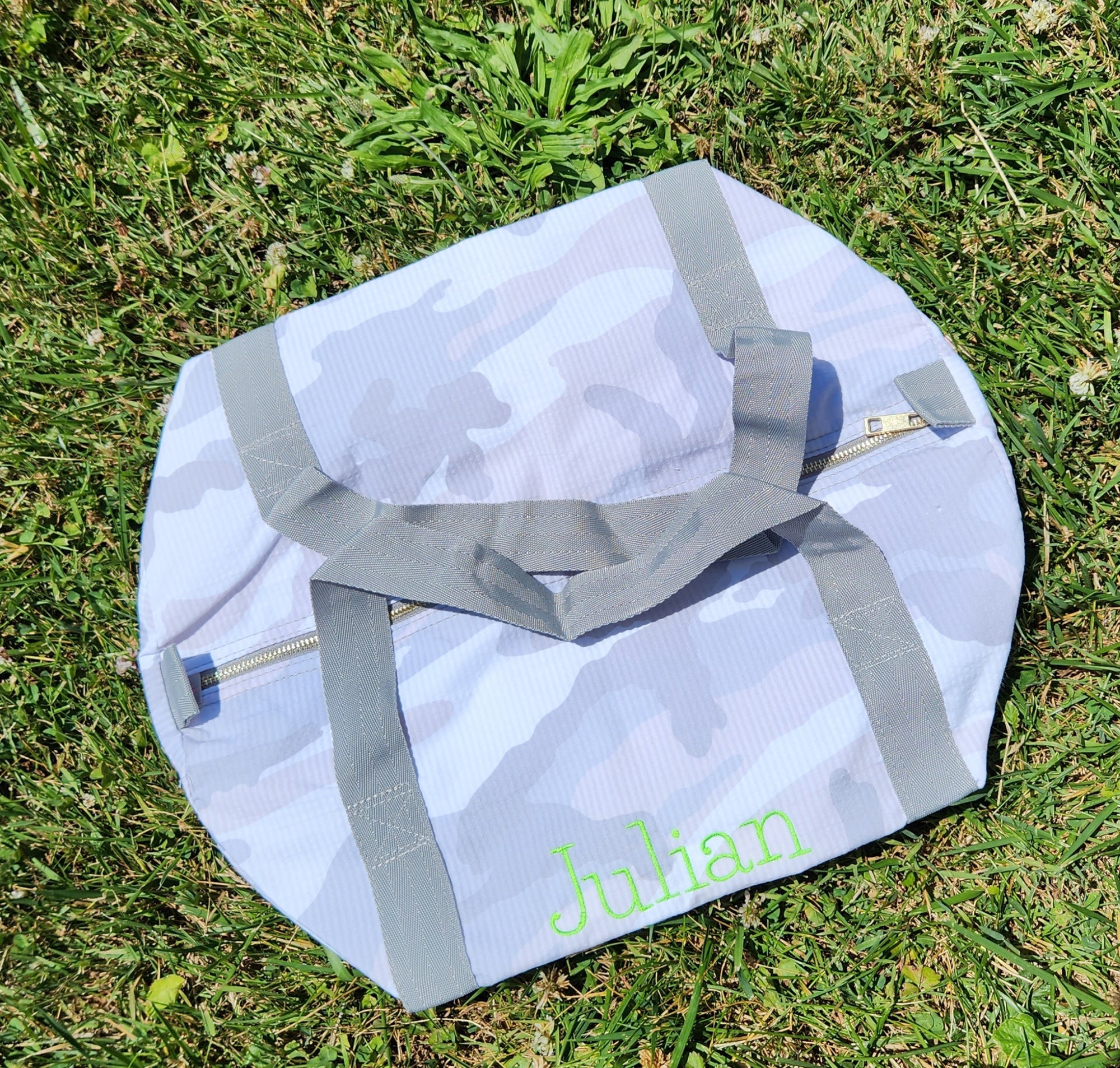 Snow Camo Medium Duffle