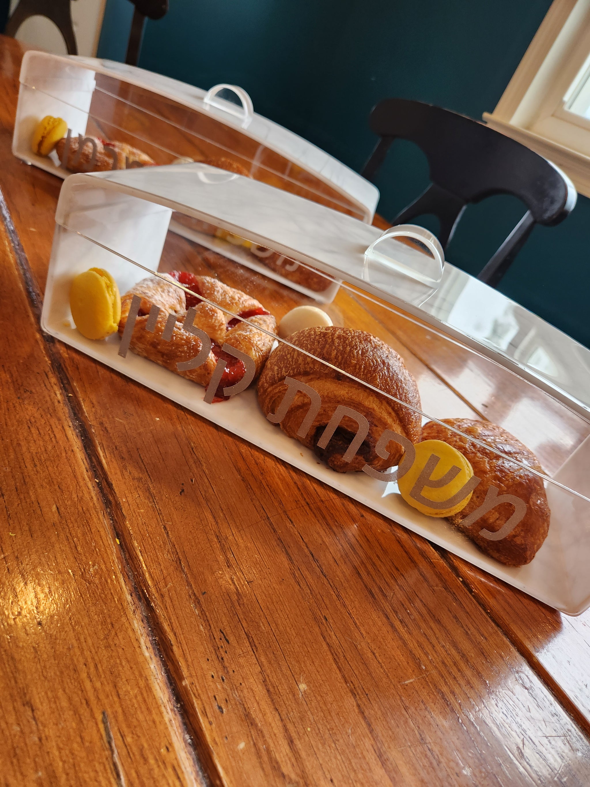 Marble Rectangle Domed Cake Display