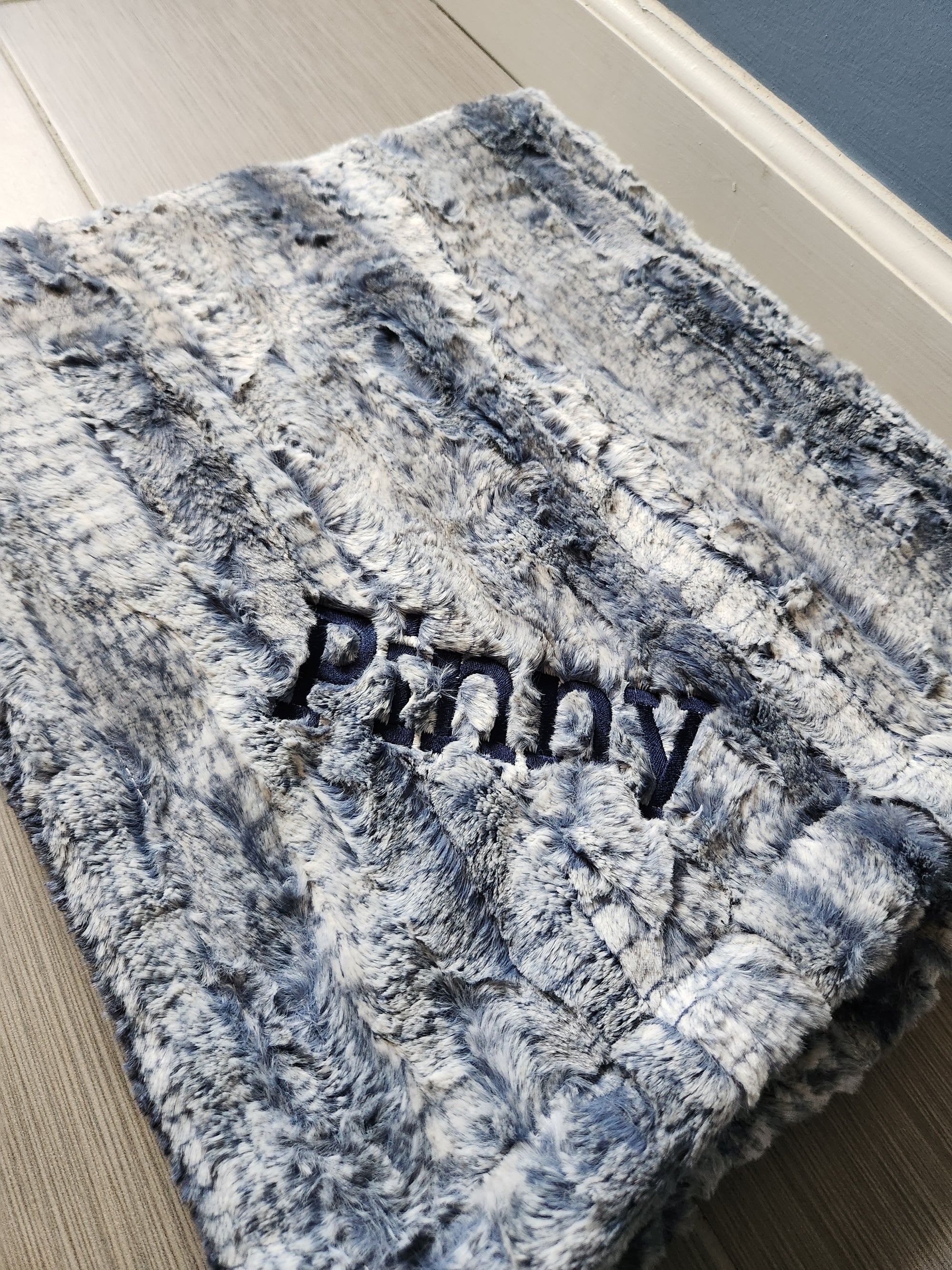 Wavy Boa Blanket