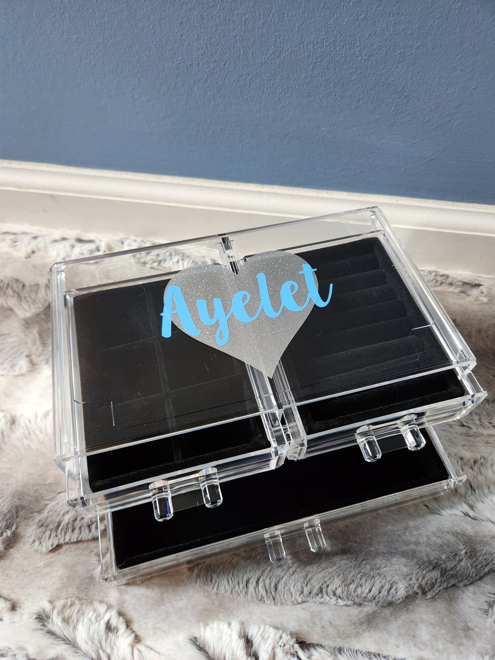 4 Drawer Lucite Jewelry Box