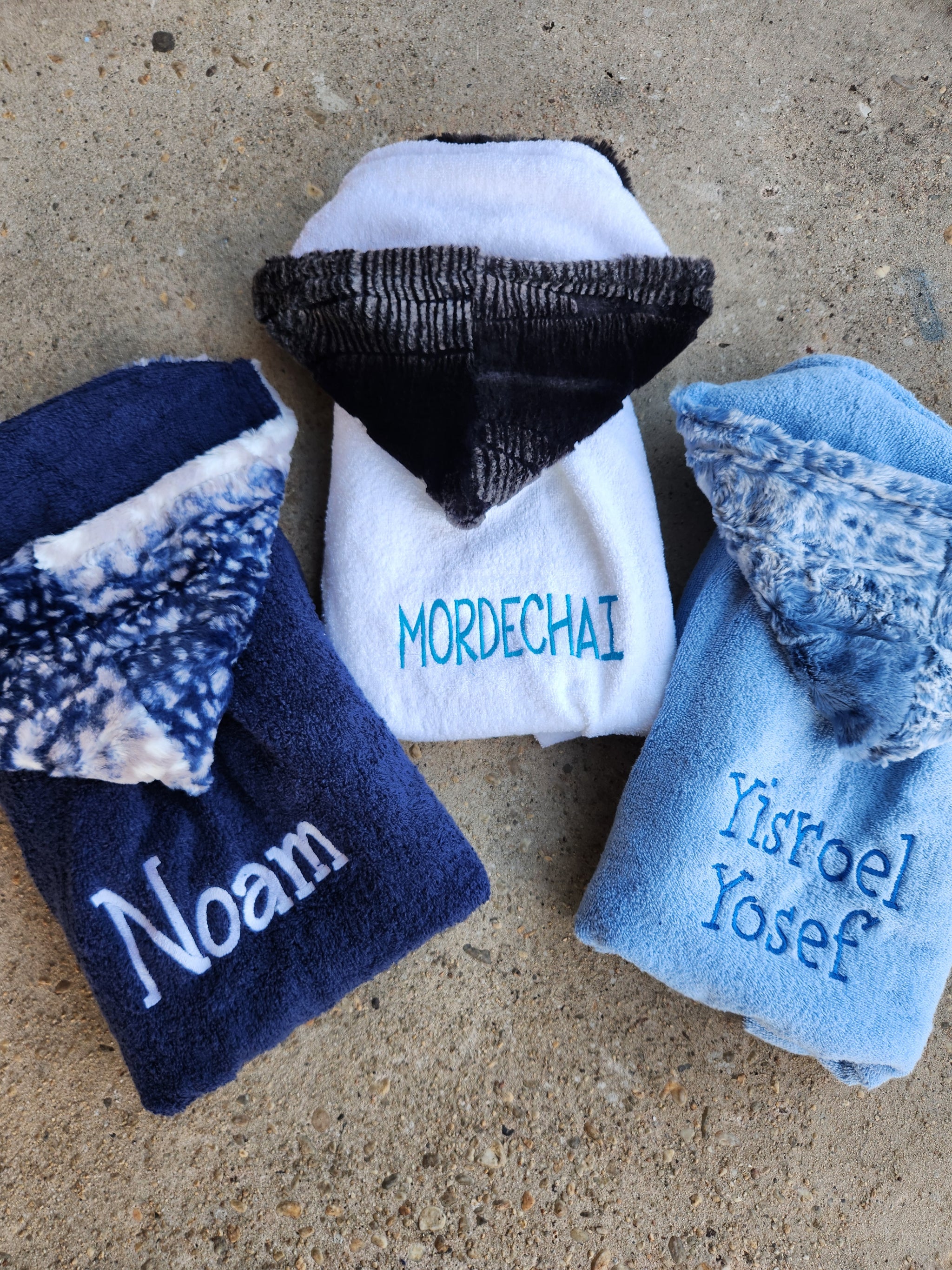 Cibirian Navy Hooded Towel