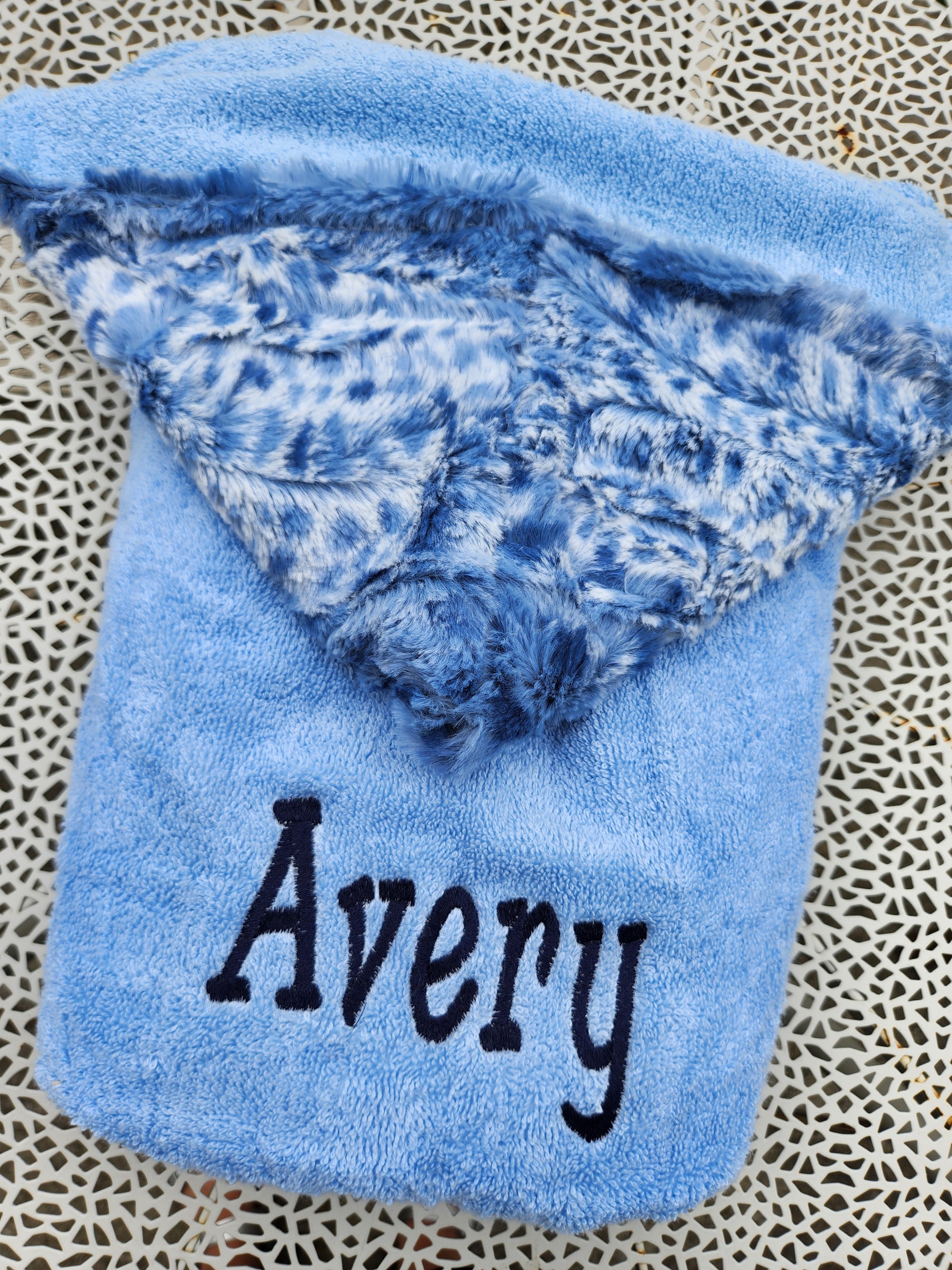 Cibirian Sky Hooded Towel