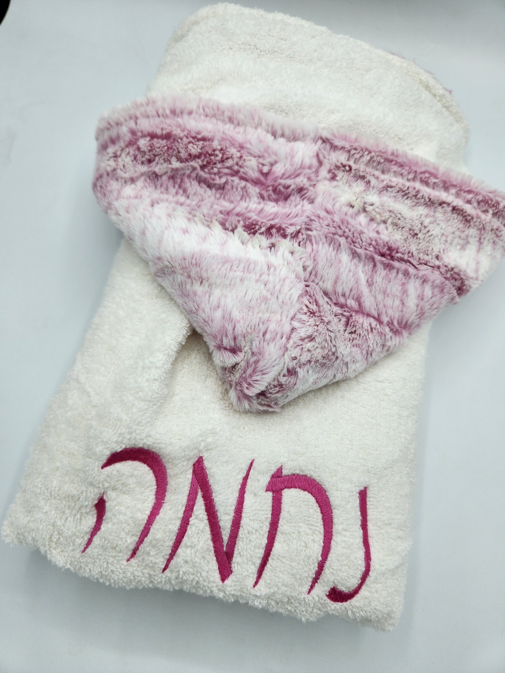 Wave Boa Raspberry Hooded Towel