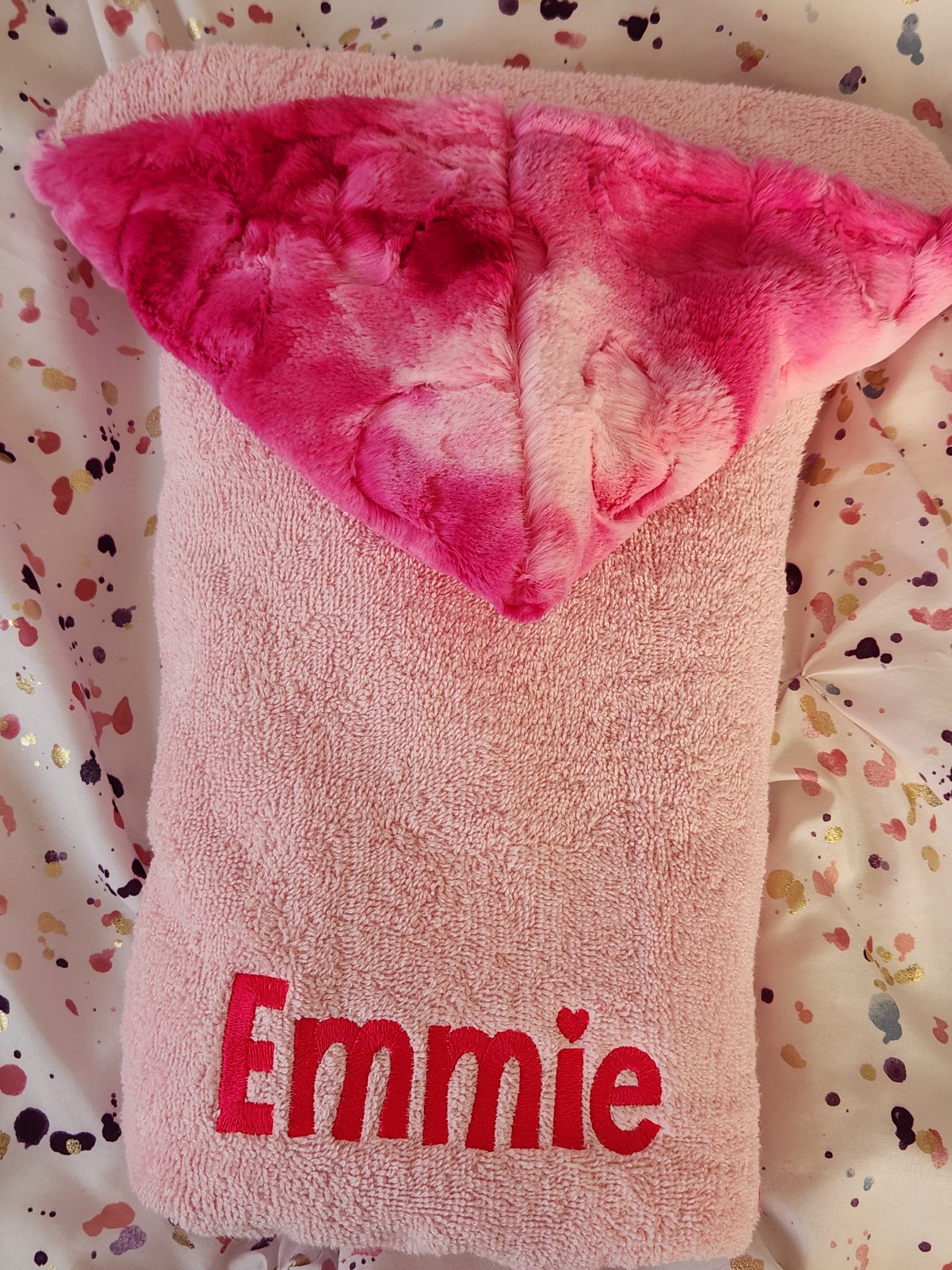 Sorbet Candy Heart Girls Hooded Towel