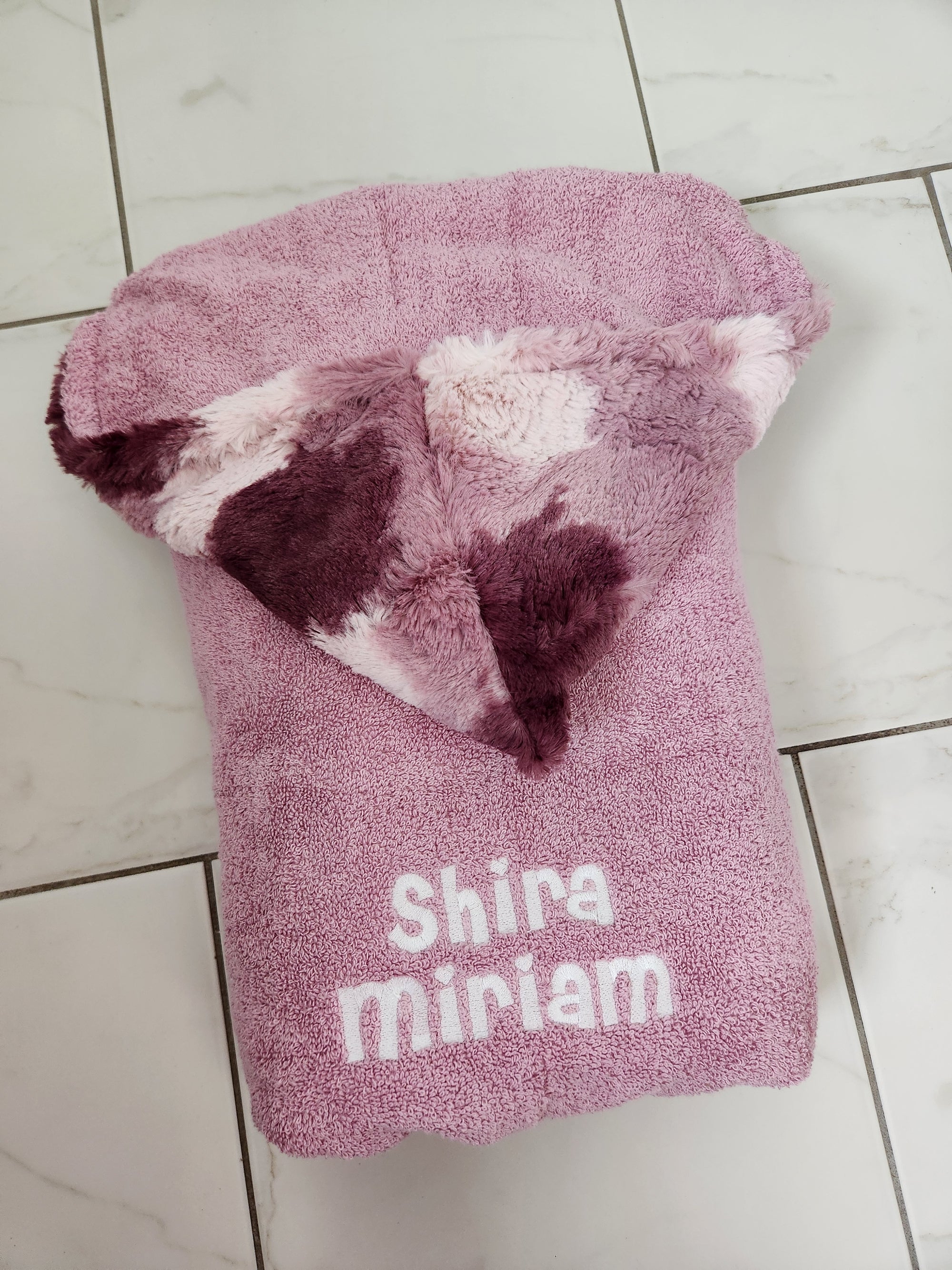 Smoothy Pink Girls Hooded Towel