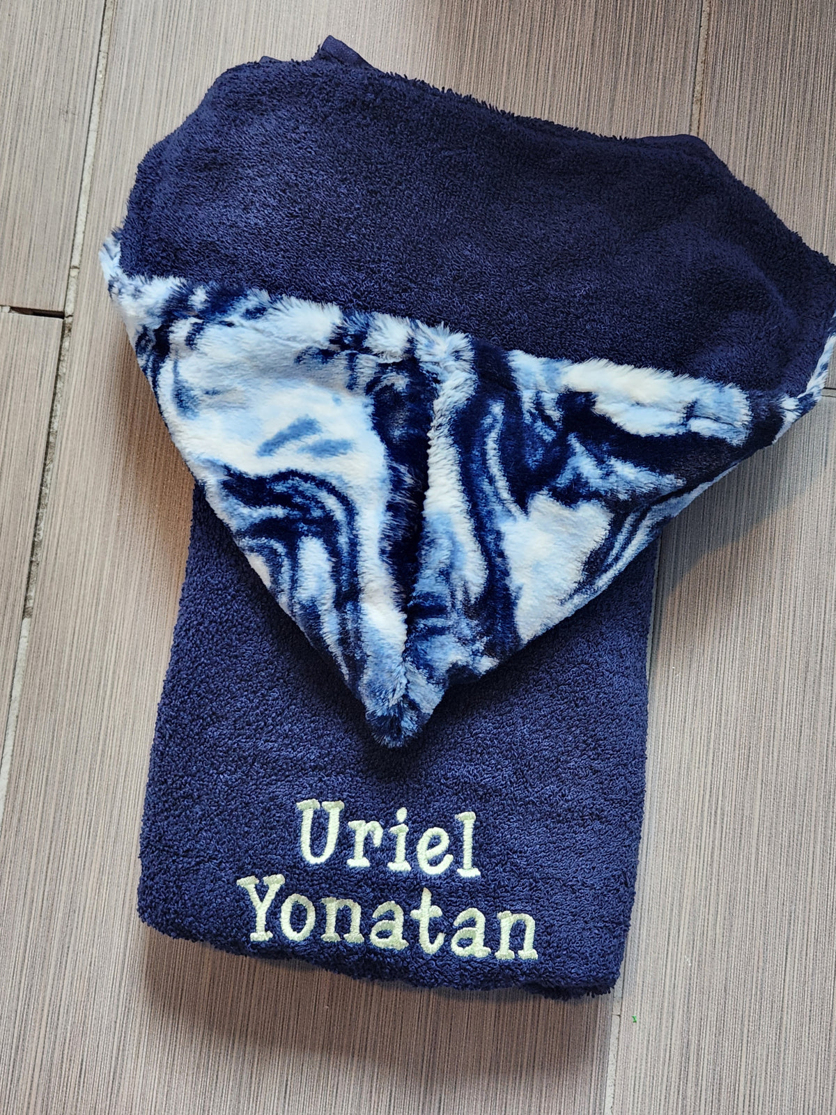 Seal Marble Navy Boys Hooded Towel