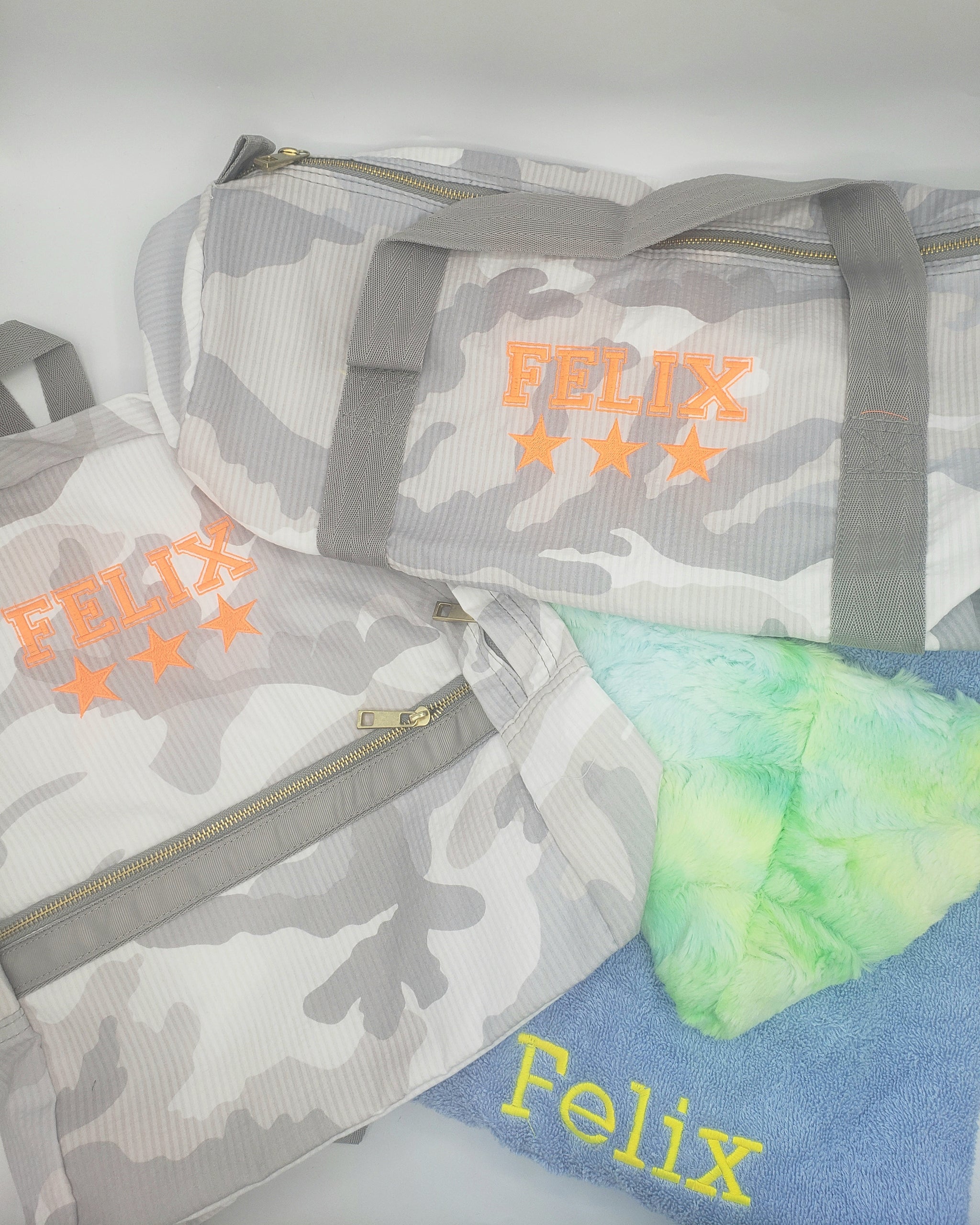 Snow Camo Medium Duffle