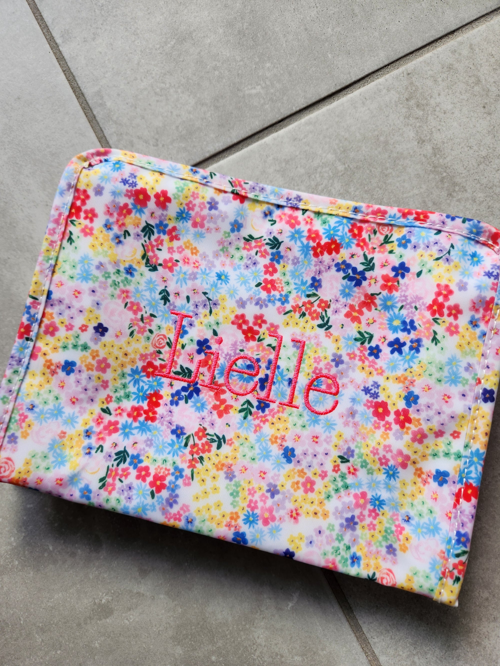 Spring Floral Medium Square Traveler