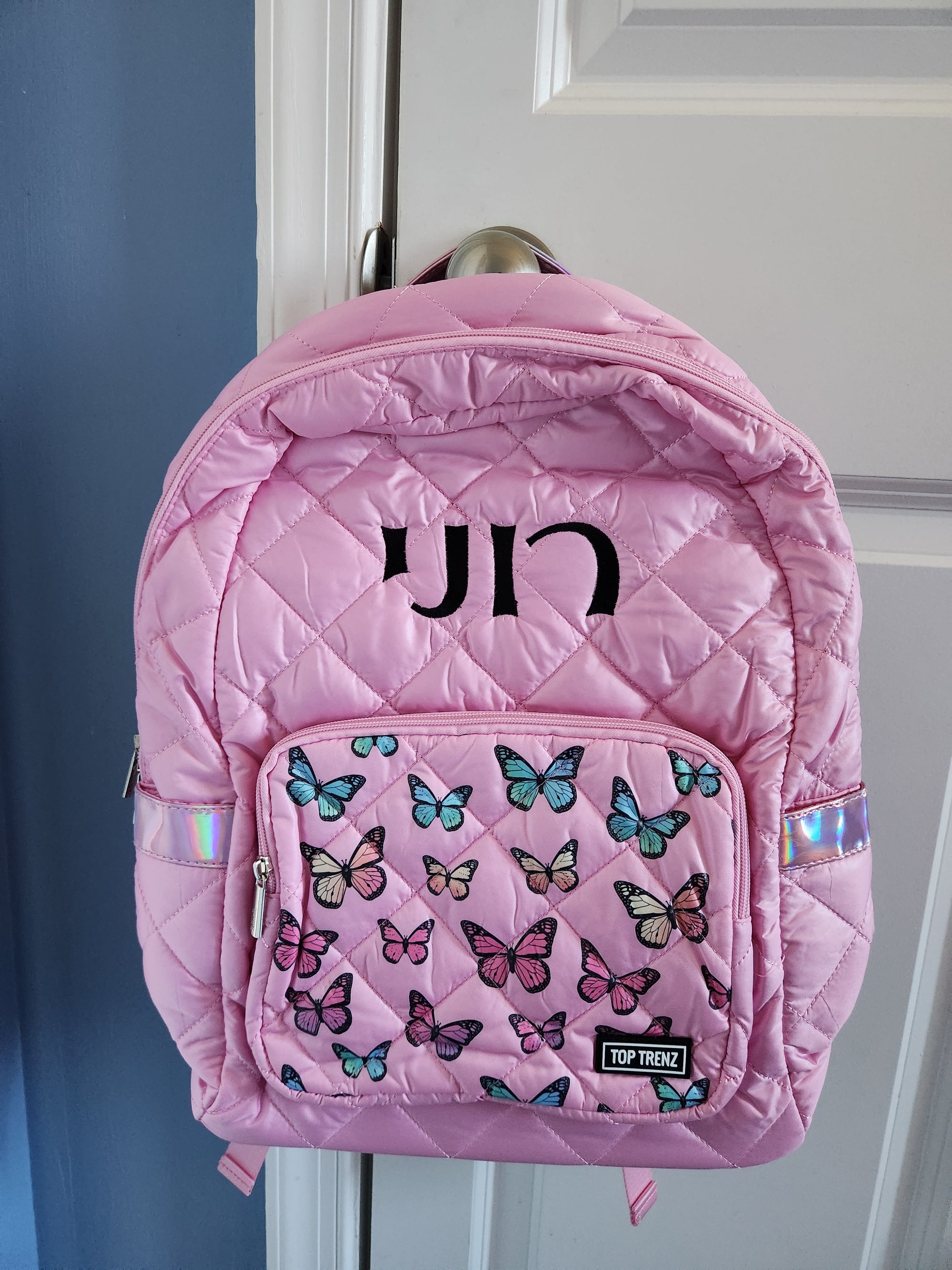 Puffer pink backpack with butterfly pocket