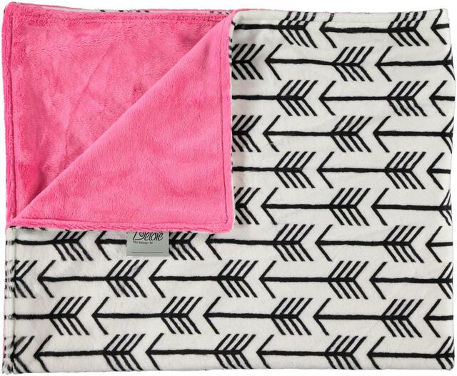 Solid Hot Pink/Arrows White & Black Blanket