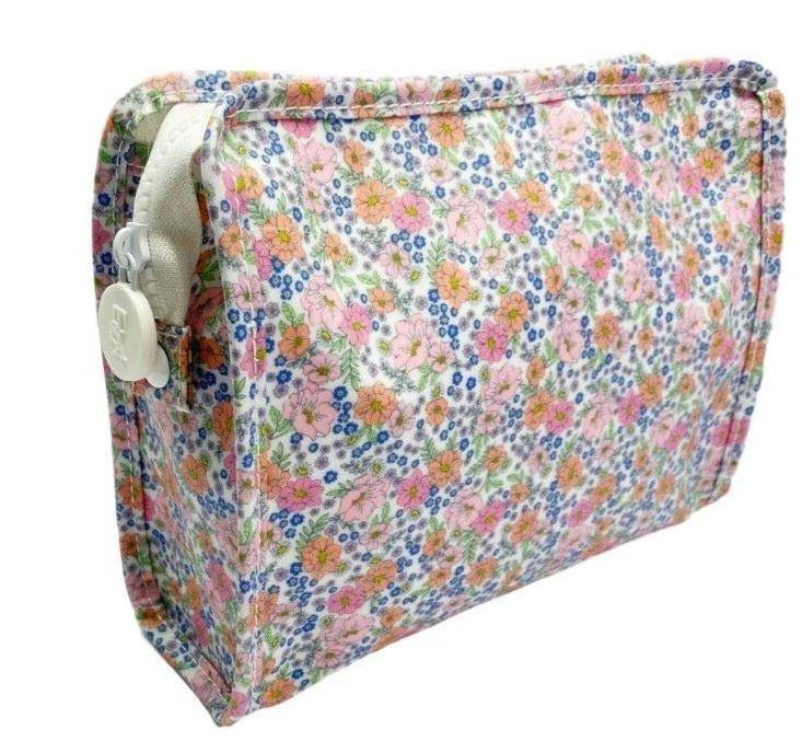 Secret Garden Medium Square Traveler